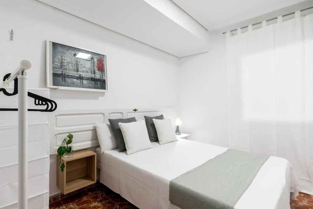 Santa Justa Urban Apartment Siviglia Esterno foto